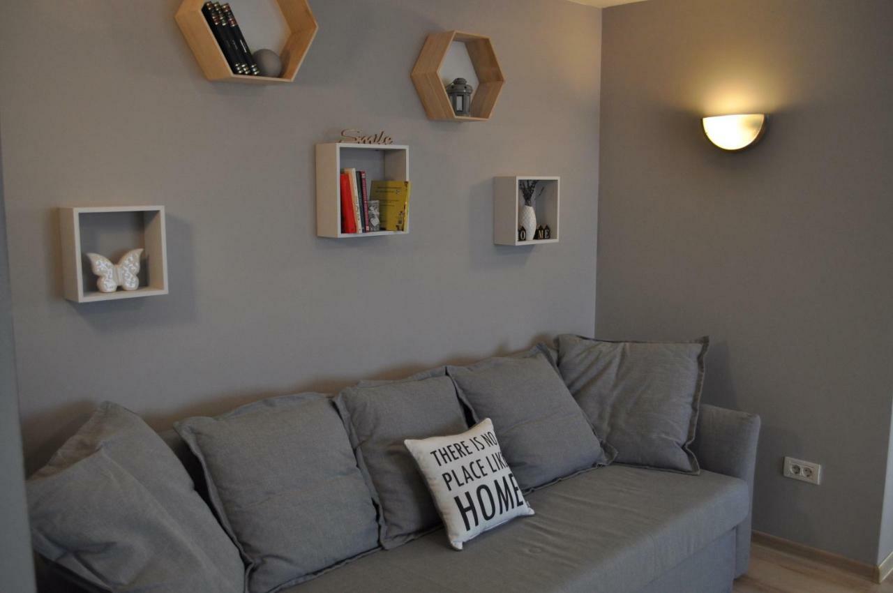 Sleep & Fly Apartment Otopeni Bagian luar foto