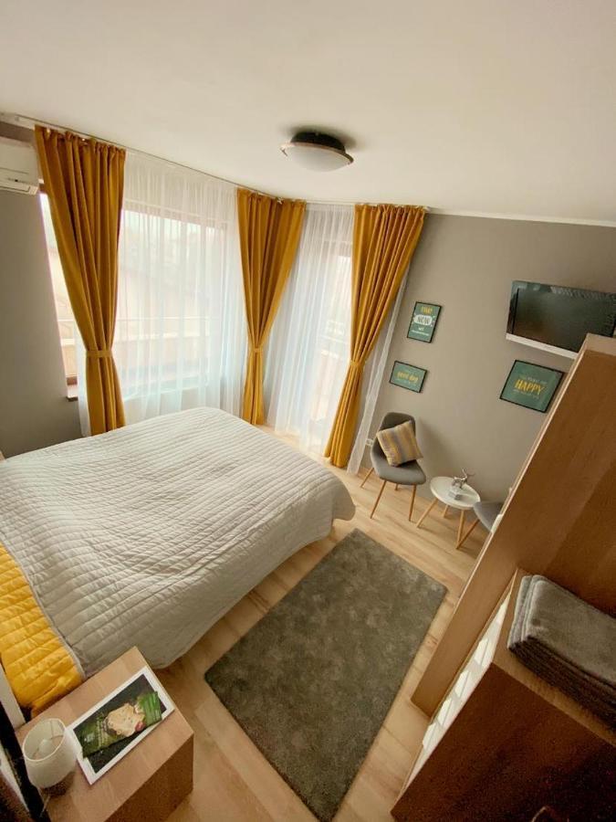 Sleep & Fly Apartment Otopeni Bagian luar foto